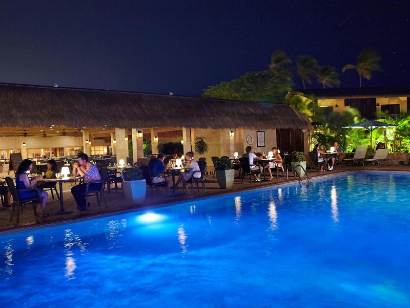 Manchebo Beach Resort & Spa 22 - Outdoor Pool