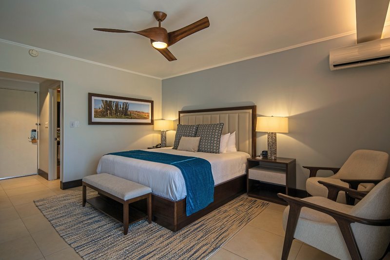 Manchebo Beach Resort & Spa 40