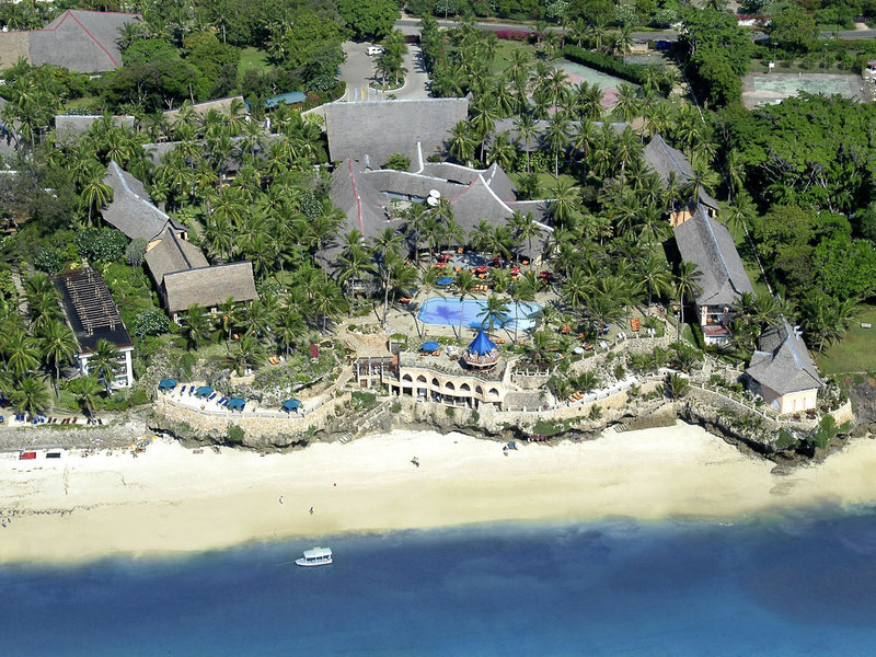 Bahari Beach Hotel 8