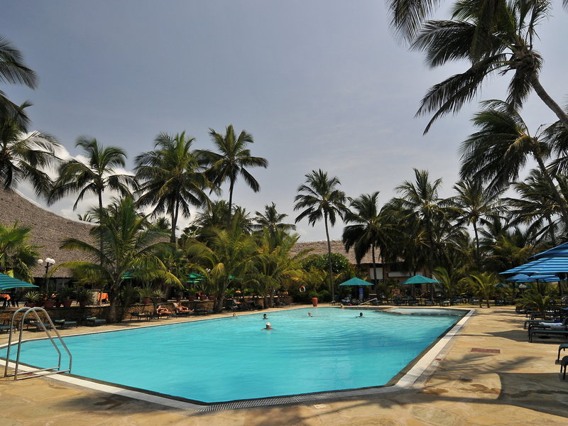 Bahari Beach Hotel 29