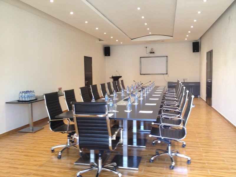 Bahari Beach Hotel 30