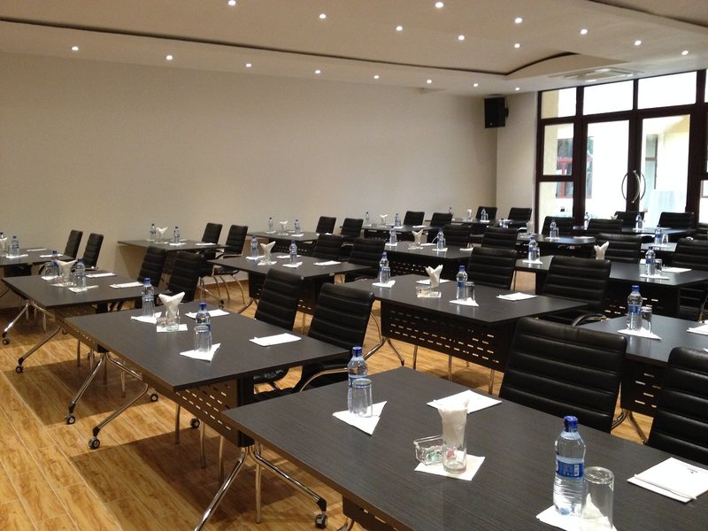 Bahari Beach Hotel 31