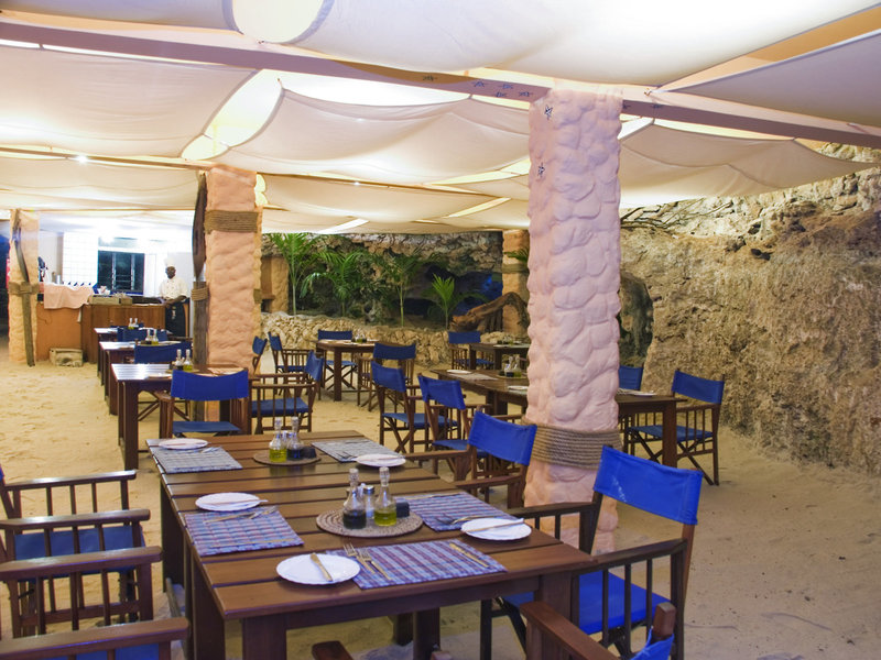 Bahari Beach Hotel 36