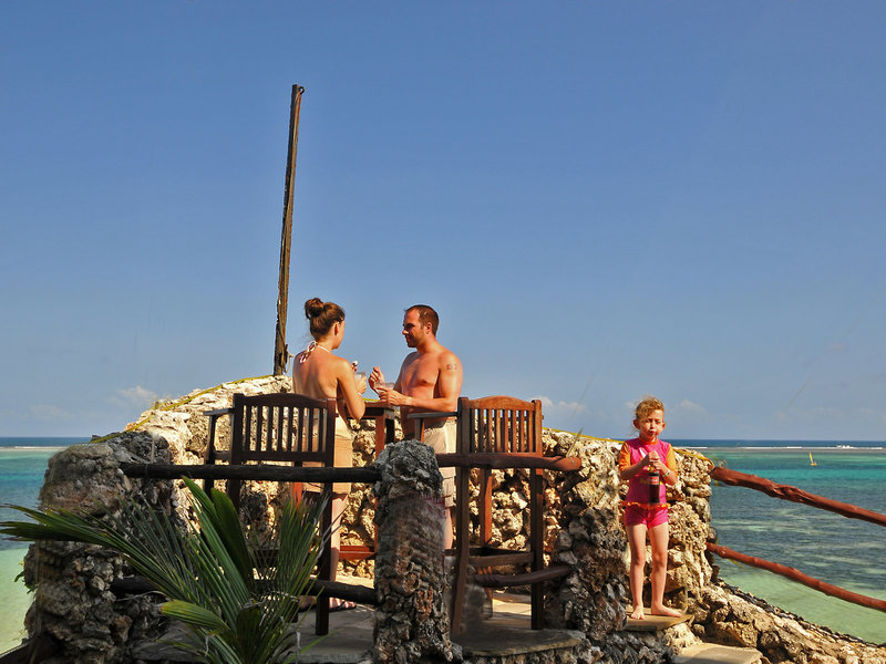 Bahari Beach Hotel 43