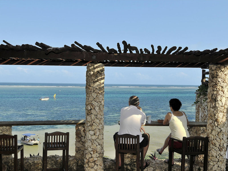 Bahari Beach Hotel 49