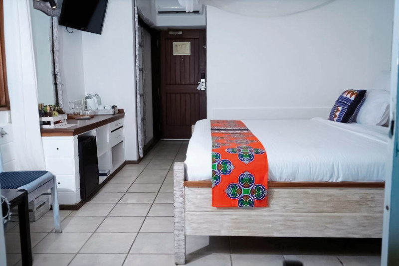 Bahari Beach Hotel 21