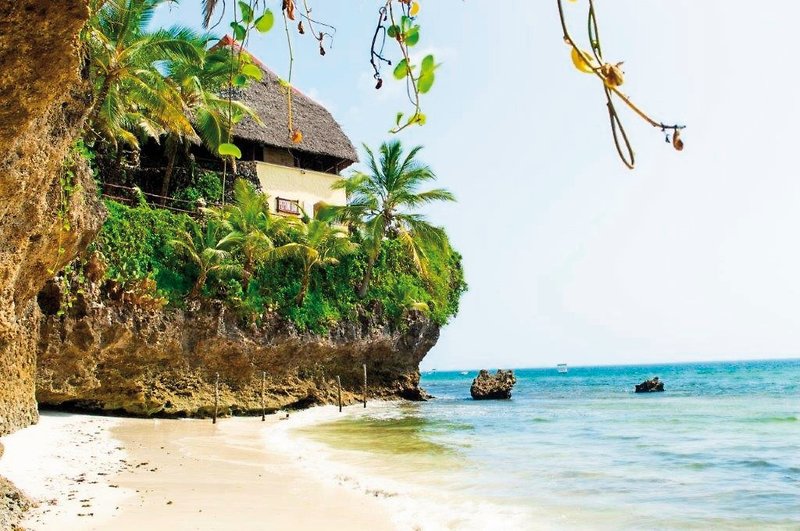 Bahari Beach Hotel 3