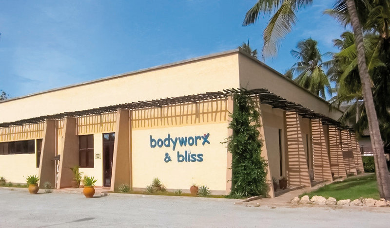 Bahari Beach Hotel 26