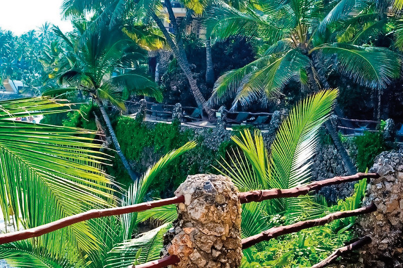 Bahari Beach Hotel 29