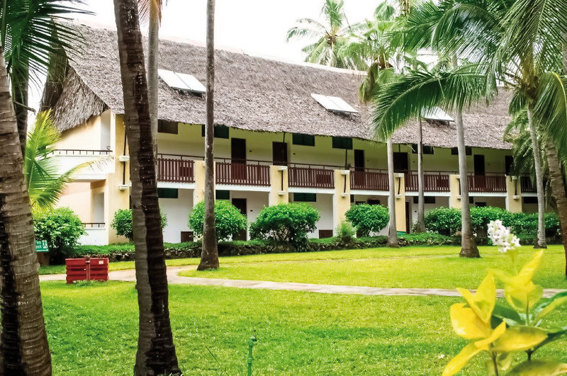 Bahari Beach Hotel 33