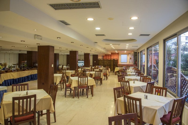 Manousos City Hotel 8