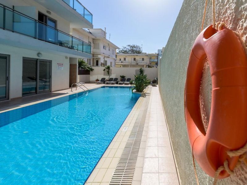 Manousos City Hotel 6