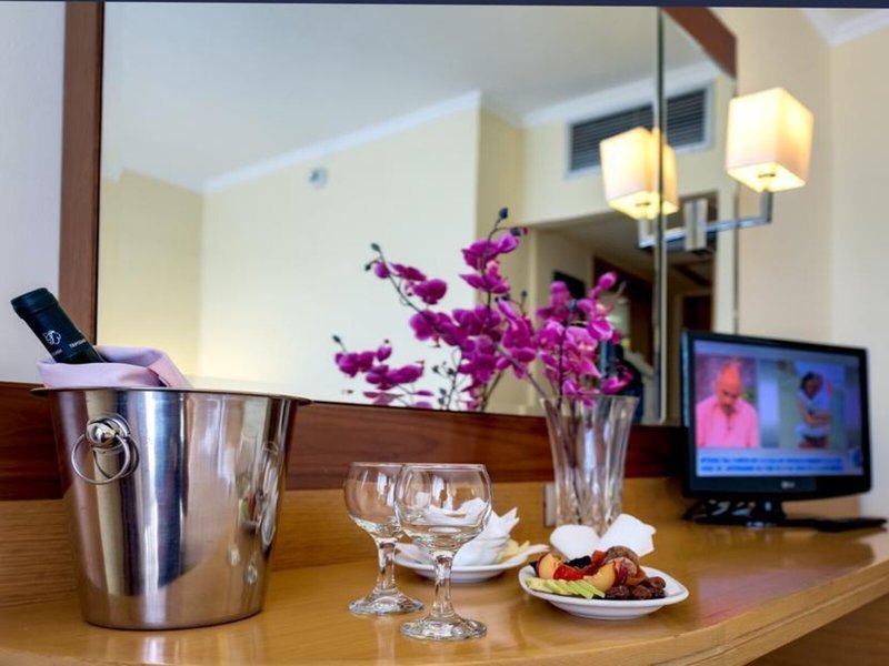 Manousos City Hotel 16