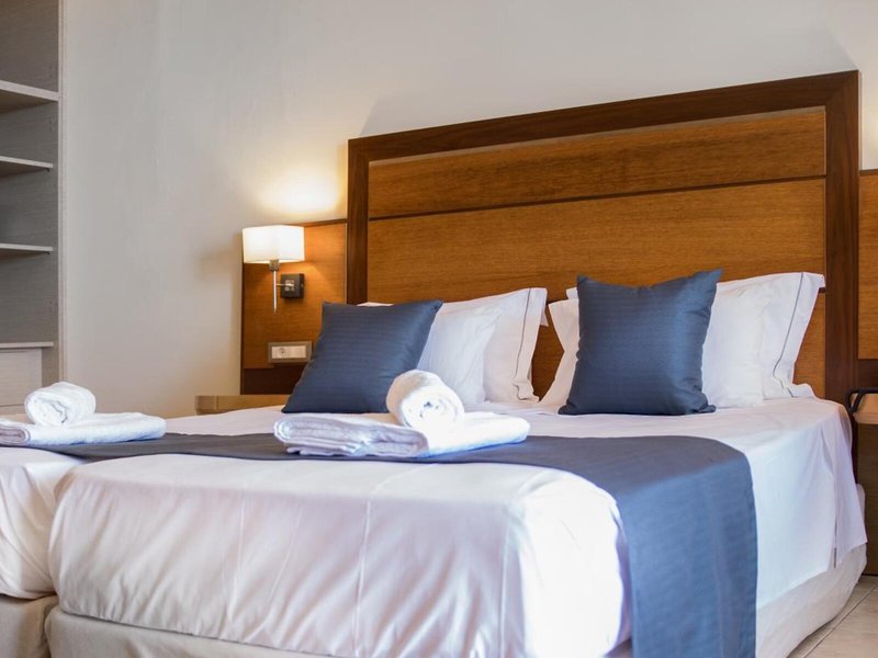 Manousos City Hotel 22