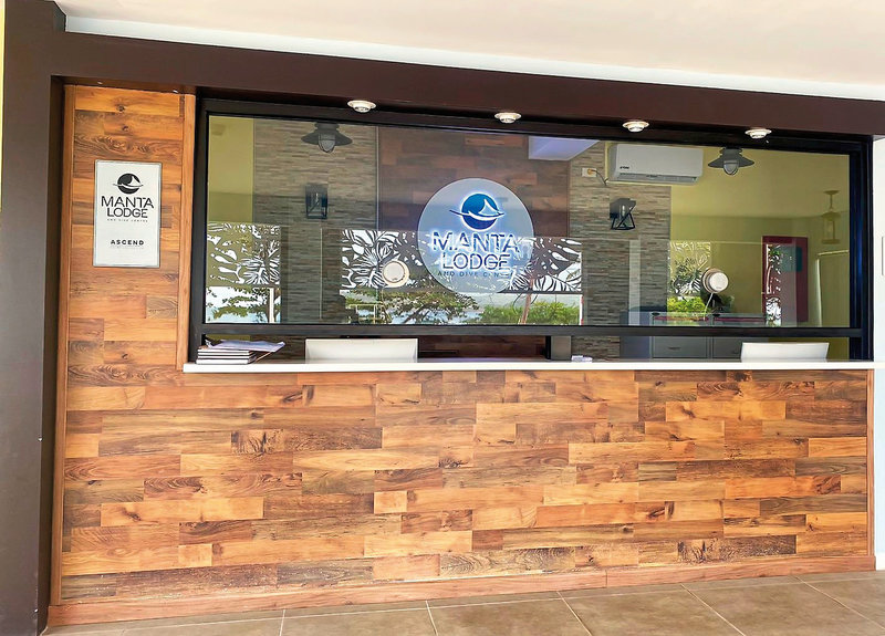 Manta Lodge Hotel and Dive Centre 16