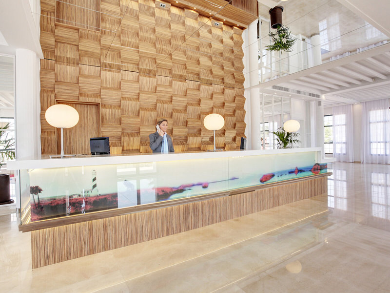 Grupotel Mar de Menorca 9