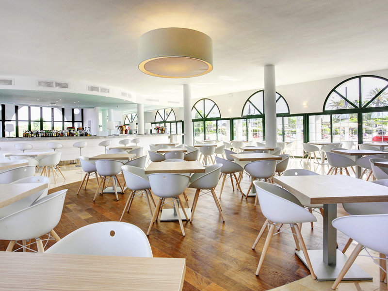 Grupotel Mar de Menorca 10