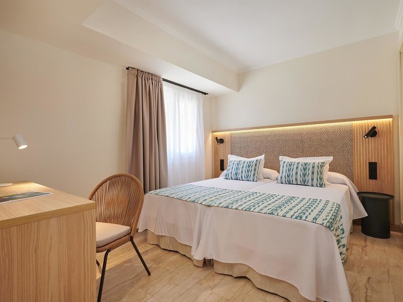 Grupotel Mar de Menorca 20