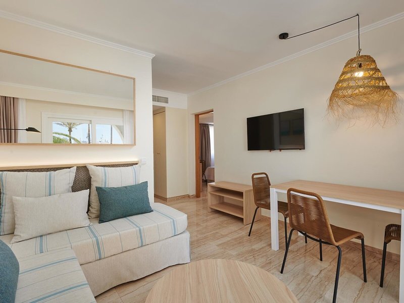 Grupotel Mar de Menorca 22