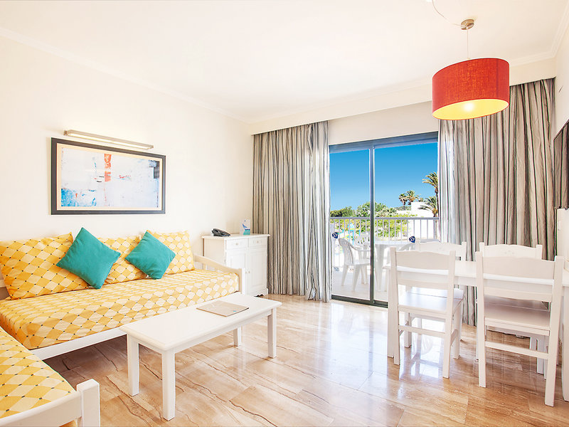 TUI BLUE Grupotel Mar de Menorca 10