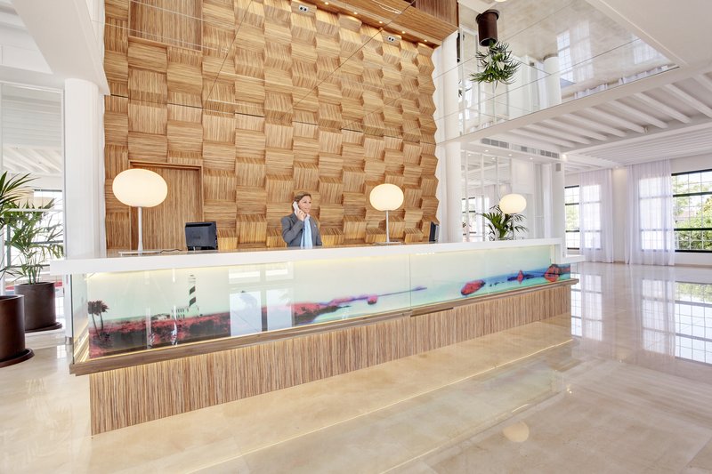Grupotel Mar de Menorca 8