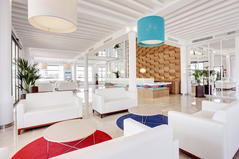 Grupotel Mar de Menorca 10