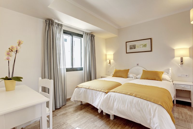 Grupotel Mar de Menorca 25