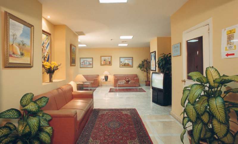 Marbella Inn 8