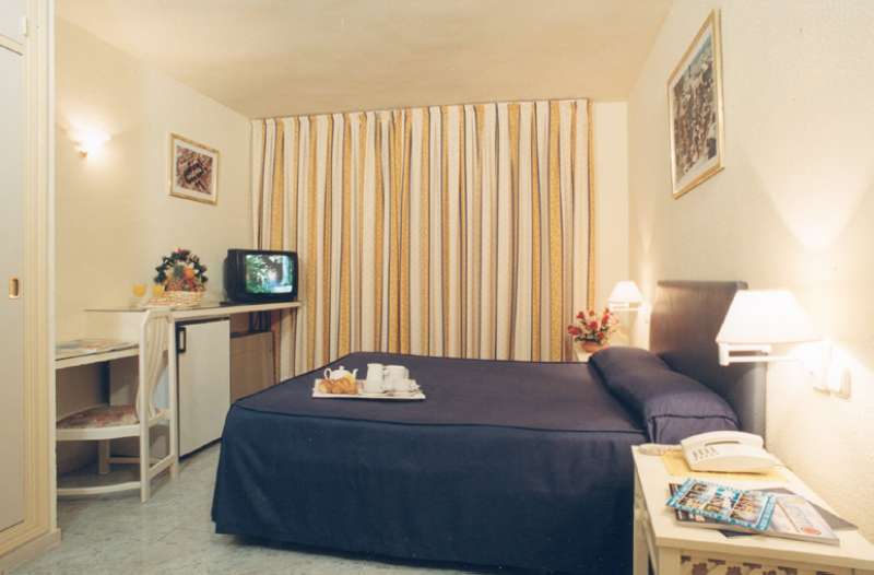 Marbella Inn 16