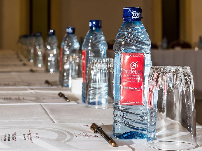 PrideInn Flamingo Beach Resort  25