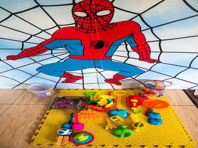 PrideInn Flamingo Beach Resort  37