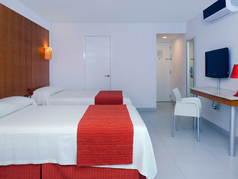 Hotel Adhara Express 22