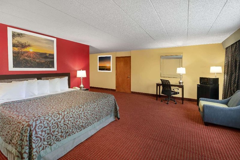 Days Inn by Wyndham Scranton PA 5