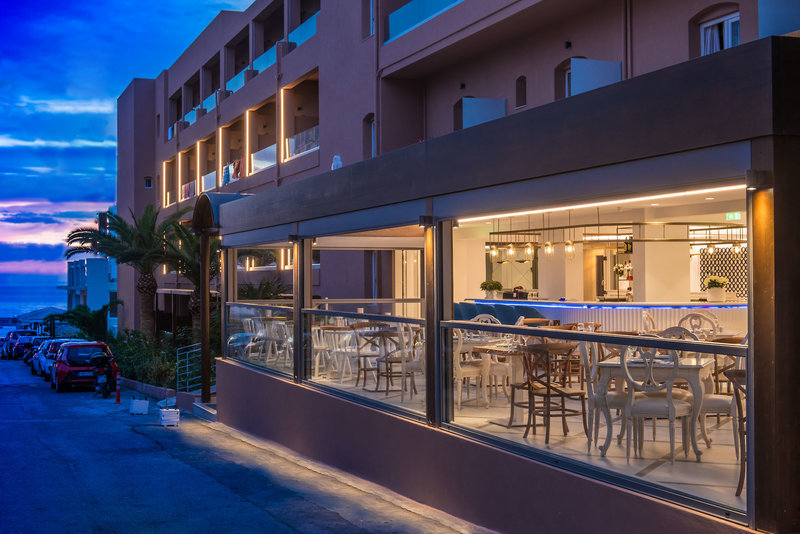 Mari Kristin Beach Hotel 24