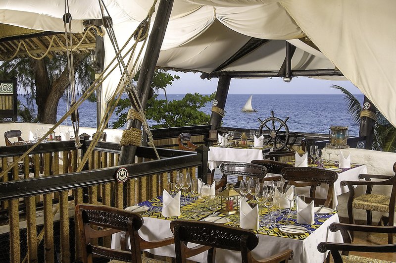 Serena Beach Resort & Spa 8