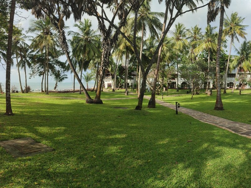 Serena Beach Resort & Spa 3