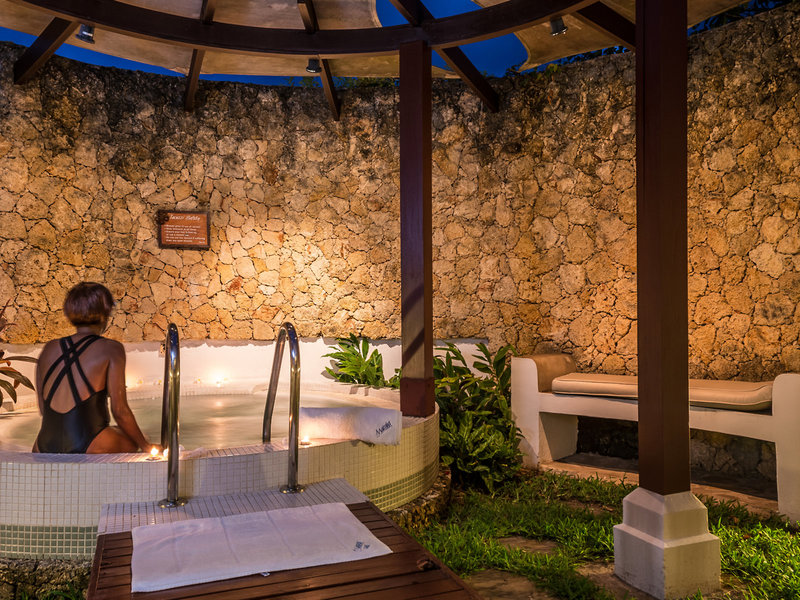 Serena Beach Resort & Spa 5