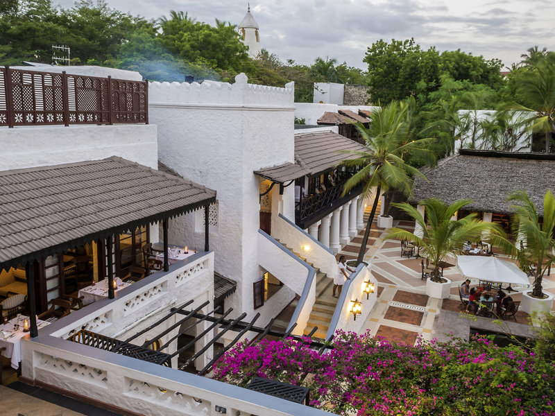 Serena Beach Resort & Spa 8