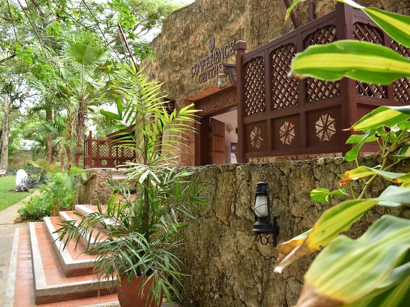 Serena Beach Resort & Spa 9