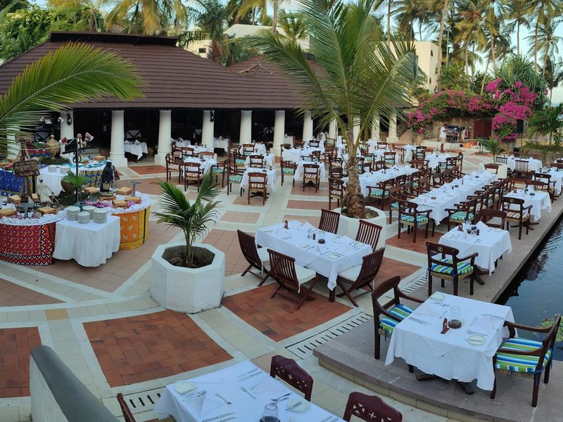 Serena Beach Resort & Spa 18