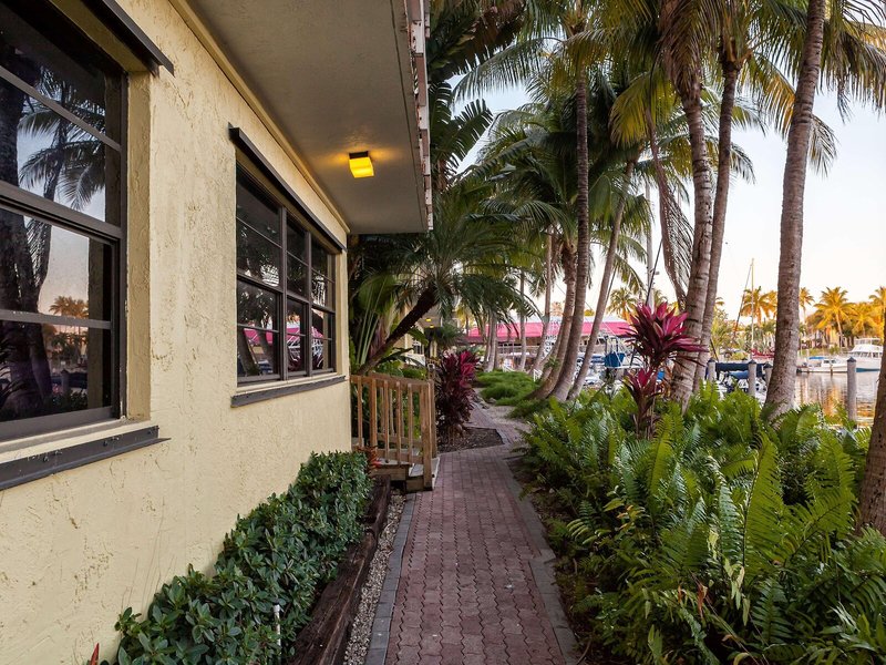 Marina del Mar Resort & Marina 2