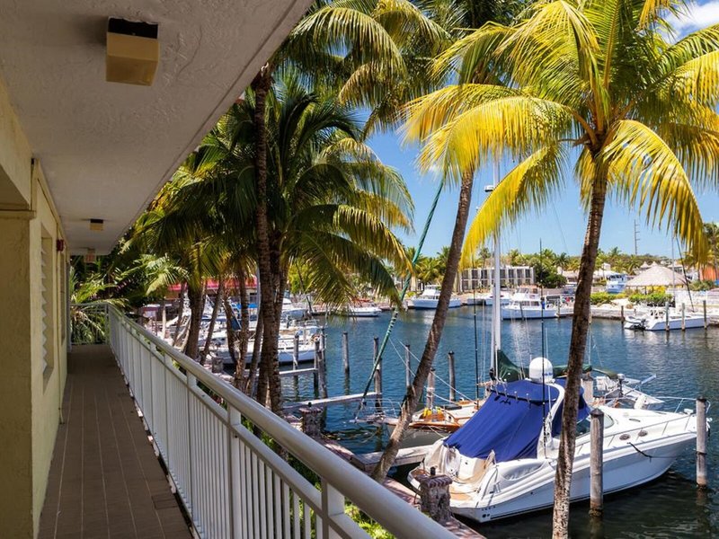 Marina del Mar Resort & Marina 6