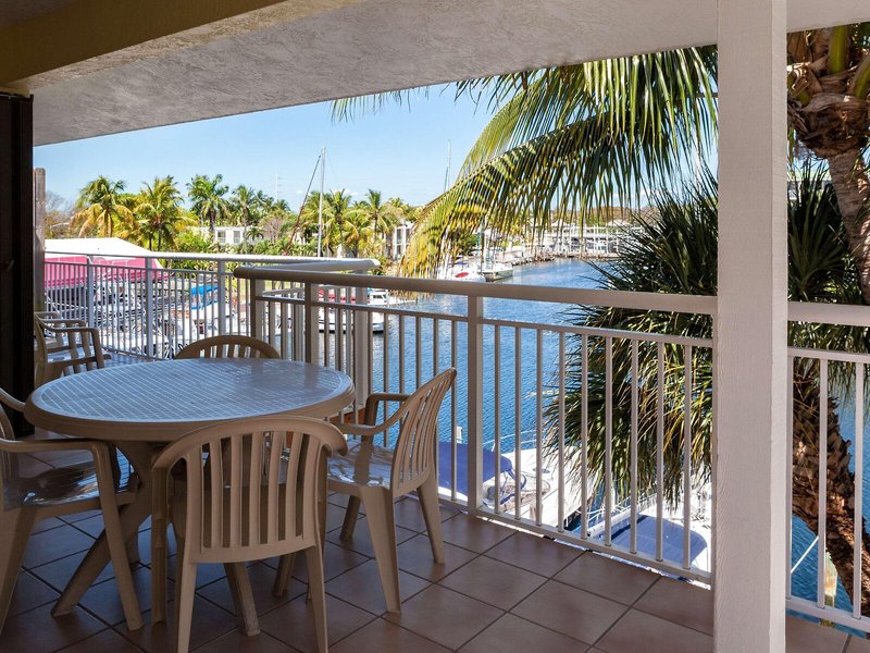 Marina del Mar Resort & Marina 10