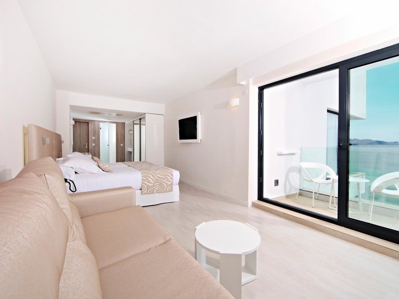 Iberostar Waves Cala Millor 22