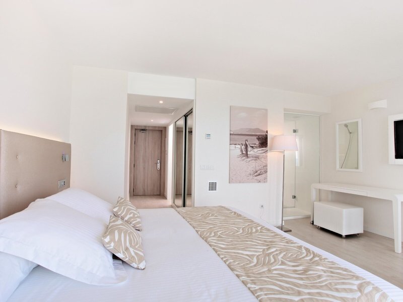 Iberostar Waves Cala Millor 23