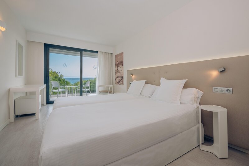 Iberostar Waves Cala Millor 12