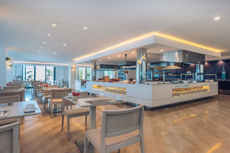 Iberostar Waves Cala Millor 13
