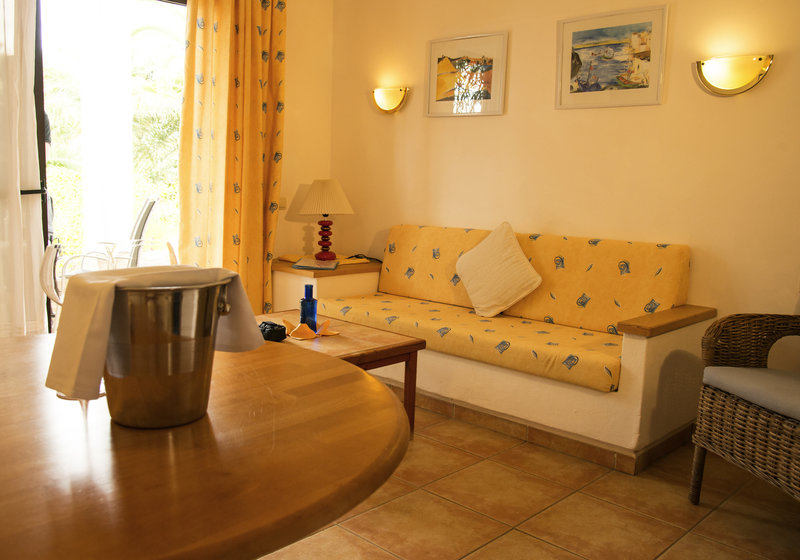 Marina Playa Suites 7