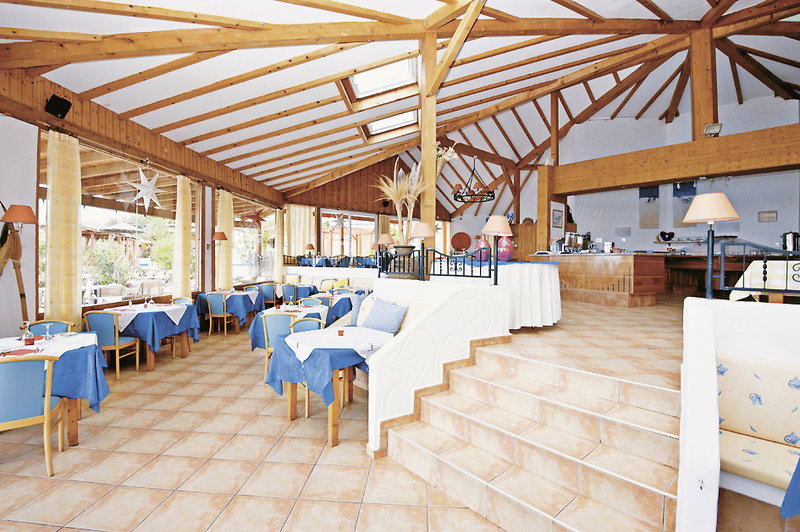 Marina Playa Suites 14