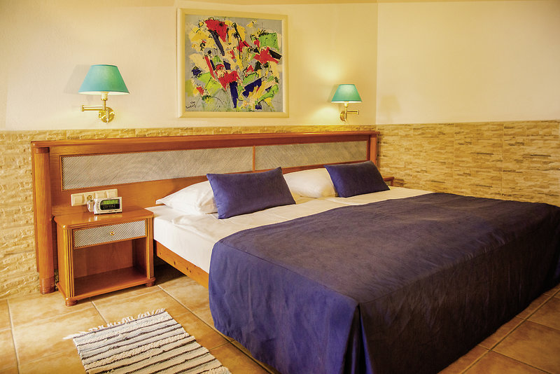 Marina Playa Suites 17